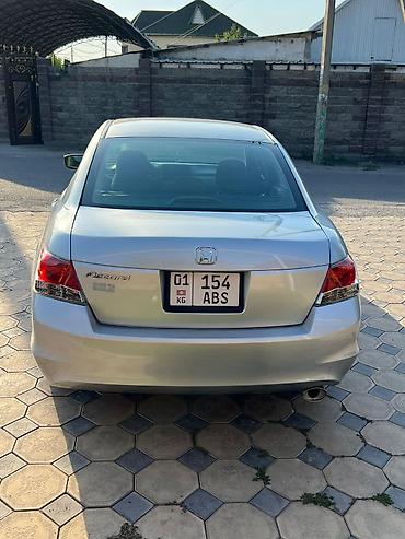 honda inside: Honda Accord: 2009 г., 2.4 л, Автомат, Бензин, Седан — 5