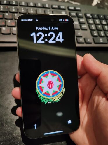 işlənmiş telefonlar ayfon: IPhone 15 Pro, 256 GB, Natural Titanium, Face ID