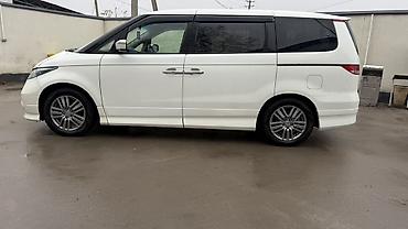 Honda: Honda Elysion: 2006 г., 3 л, Автомат, Бензин, Минивэн — 4