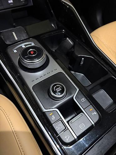 Kia: Kia Sorento: 2021 г., 1.6 л, Вариатор, Гибрид, Кроссовер — 14