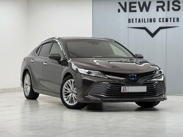 аато в рассрочку: Toyota Camry: 2017 г., 2.5 л, Автомат, Гибрид, Седан