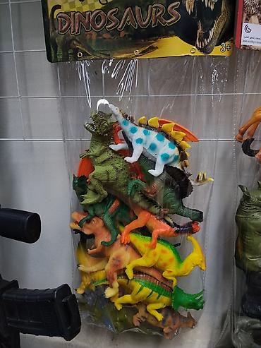 динозавры: Набор игрушечных динозавров “Dinosaurs” (3+) в пакете. - — 1