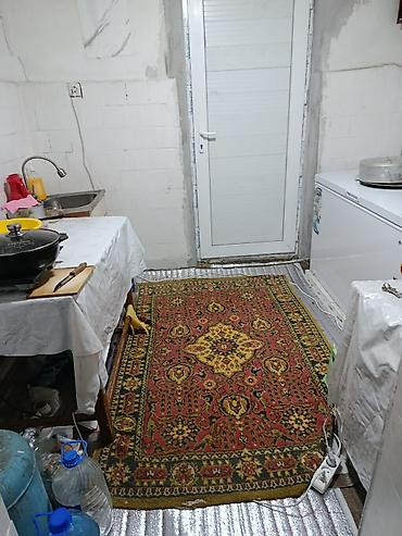 комнаты иссык: Сдам 2‑комнатную времянка в Киршелке. Планировка и интерьер: - — 5