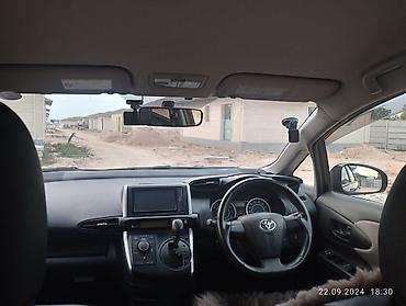 таюота виш: Toyota WISH: 2011 г., Минивэн — 4