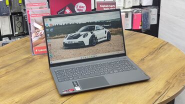 Masaüstü kompüterlər və iş stansiyaları: Lenovo 15.6 ", AMD Ryzen 3, 256 GB