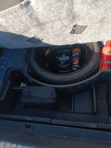 Kia: Kia Rio sedan – mavi rəng, 4 qapı. Texniki və dizayn xüsusiyyətləri — 10