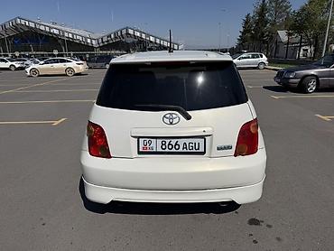 грузовик с холодильником: Toyota Ist: 2002 г., 1.5 л, Автомат, Бензин, Хэтчбэк — 6
