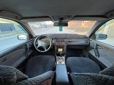 Mercedes-Benz: Mercedes-Benz E-Class: 2001 г., 3.2 л, Автомат, Дизель, Седан — 5