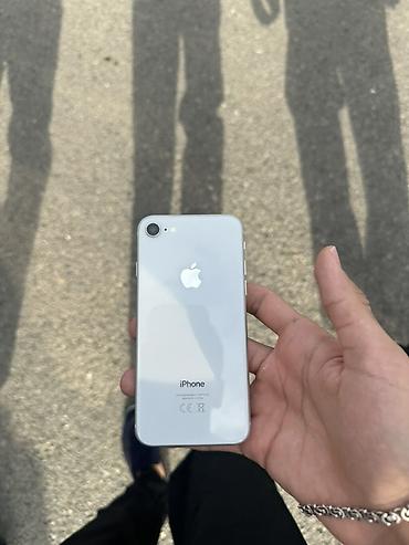 Apple iPhone: IPhone 8, 64 GB, Ağ, Barmaq izi — 2
