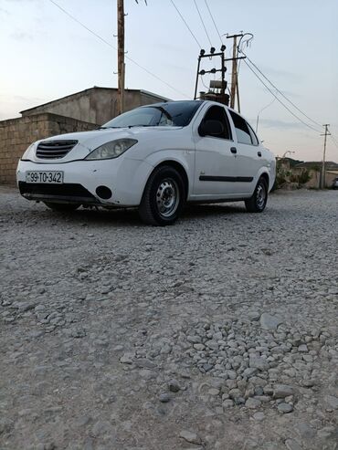 kia azerbaijan qiymetleri: Saipa Tiba: 1.5 l | 2014 il | 330000 km Sedan