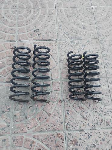 amartizator mercedes: Mercedes-Benz Ceskaüçün spiral yay dəsti - 4 ədəd spiral asqı yayı: 2 — 1