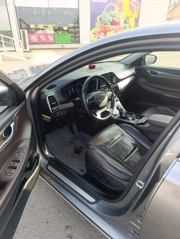 Hyundai: Hyundai Grandeur sedan - Korpus: Boz rəng, dinamik və axıcı sedan — 10