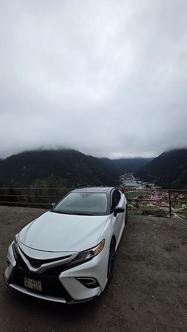Toyota Camry: 2019 г., 2.5 л, Автомат, Бензин, Седан