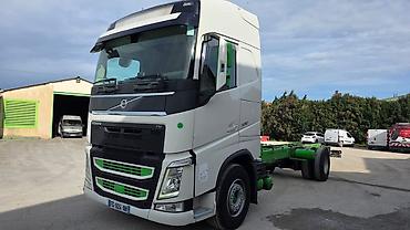 Грузовики: Грузовик, Volvo, Стандарт at lalafo.kg — 4 Грузовики: Грузовик, Volvo, Стандарт — 4