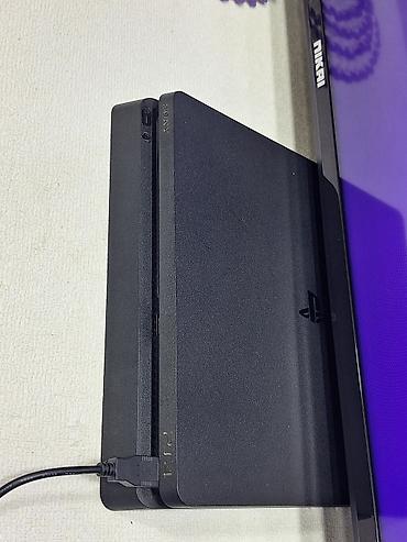 сколько стоит playstation 1: PlayStation 4 (PS4) oyun konsolu komplekti. Heç bir problemi yoxdur — 6