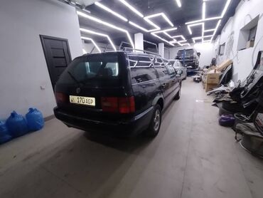 пассат 1991: Volkswagen Passat: 1996 г., 1.6 л, Механика, Бензин, Универсал