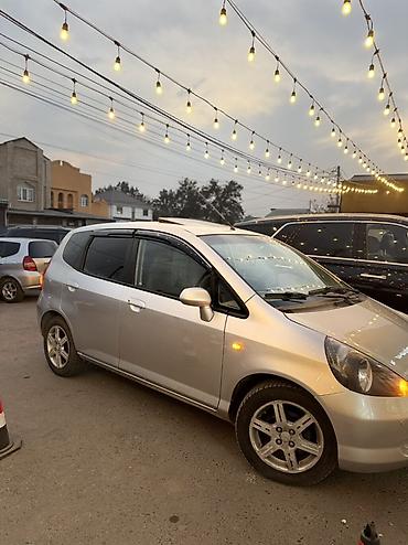 honda fit 2020: Honda Fit: 2002 г., 1.3 л, Автомат, Бензин, Хэтчбэк — 2