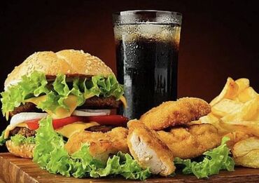Готовые блюда, кулинария: Ищу проходимую точку для продажи самсы!Оплату своевременную