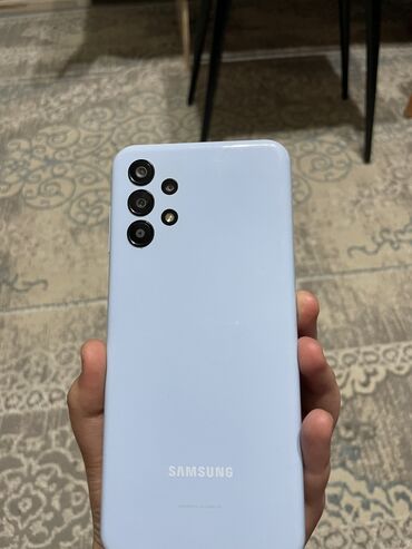 Samsung: Samsung Galaxy A13, Б/у, 128 ГБ, цвет - Голубой, 2 SIM