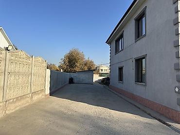 токмок продажа частный дом: Продажа 2 этажный жилой дом с 5 комнат+ кладовка в жилмассив Учкун — 8