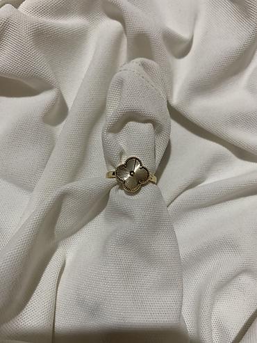 Наборы украшений: Набор колец из металла в золотистом и розово‑золотистом тоне. В — 6