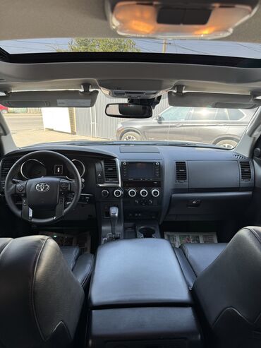 Toyota: Toyota Sequoia: 2020 г., 5.7 л, Типтроник, Бензин, Внедорожник — 6