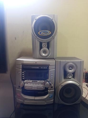 cd disk: LG mini musiqi mərkəzi – stereo sistem Xüsusiyyətlər: - — 3