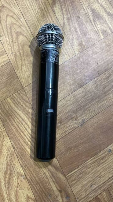 Mikrofonlar: İşlənmiş Simli Mikrofon Shure, Ödənişli çatdırılma, Ünvandan götürmə — 2