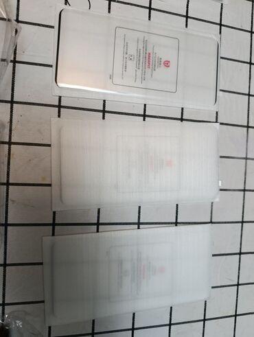 Mobil telefonlar üçün digər aksesuarlar: Məhsul: Universal telefon üçün flip tipli qoruyucu kabur/çantalar və — 10