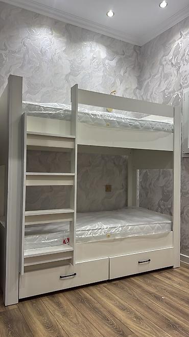 Oğlan və qız üçün, Yeni, Çarpayı, Matras ilə, Siyirməli, Taxta