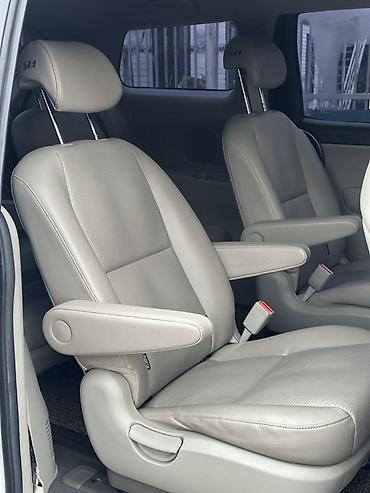 Kia: Kia Carnival: 2018 г., 2.2 л, Автомат, Дизель, Минивэн — 18