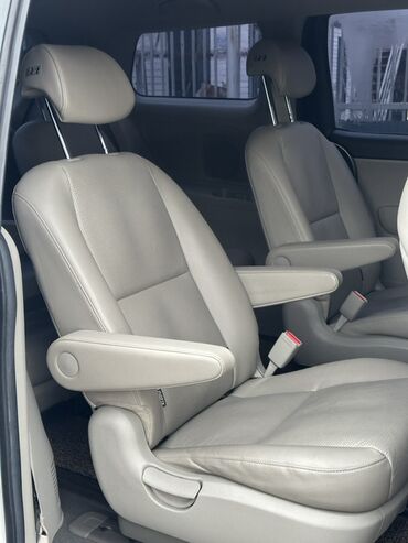 Kia: Kia Carnival: 2018 г., 2.2 л, Автомат, Дизель, Минивэн at lalafo.kg — 17 Kia: Kia Carnival: 2018 г., 2.2 л, Автомат, Дизель, Минивэн — 17