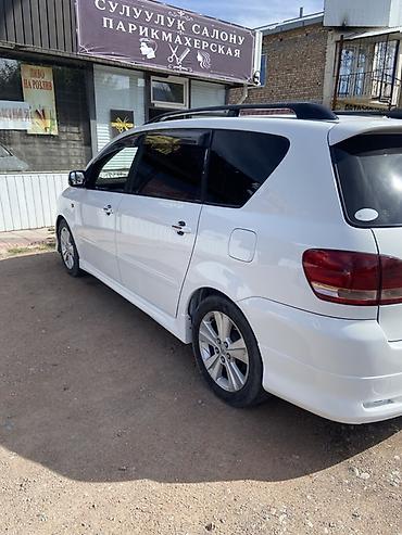 Toyota: Toyota Ipsum: 2002 г., 2.4 л, Автомат, Газ, Минивэн — 4