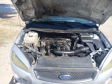 мондео 2: Ford Focus: 2006 г., 1.6 л, Механика, Бензин, Седан