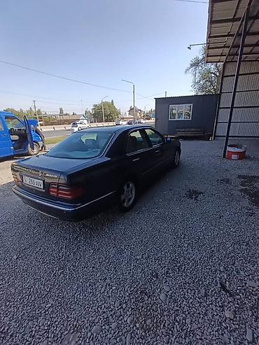 а 210: Mercedes-Benz E-Class: 2002 г., 2.4 л, Типтроник, Бензин, Седан — 2