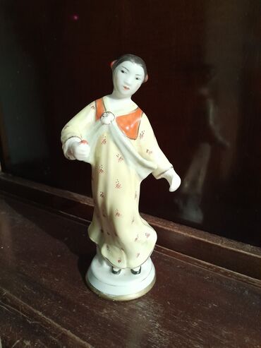 Heykəlciklər: Heykəlciklər — 10