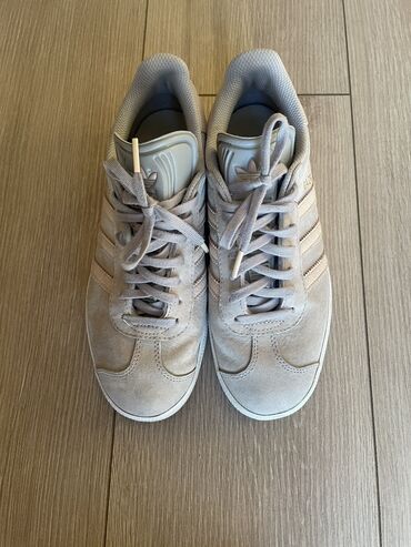 Кроссовки и спортивная обувь: Кроссовки, 38, Adidas, Б/у