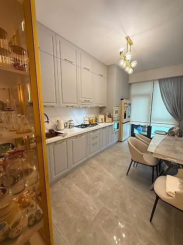 ag saat: Məhsul: Mətbəx və qonaq otağı üçün hazır mebel dəsti (iki zona) — 1