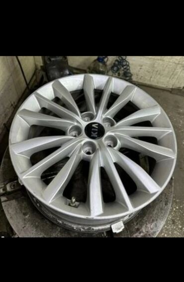 купить шины в бишкеке бу: Куйма Дисктер R 17 Kia, 1 даана, тешиктери - 5, Колдонулган