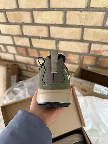 Кроссовки и спортивная обувь: Мужские кроссовки, 44, Adidas, Новый, Бесплатная доставка — 2