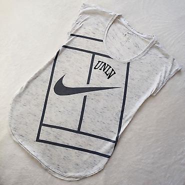 louis vuitton majice cena: Nike ženska sportska majica bez rukava (tank top) - Potpuno nova - — 2