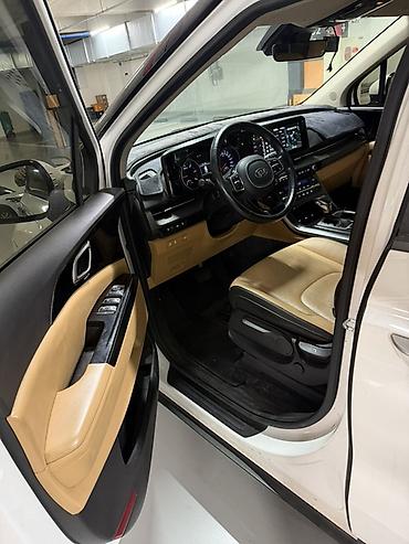 Kia: Kia Carnival: 2021 г., Минивэн — 7