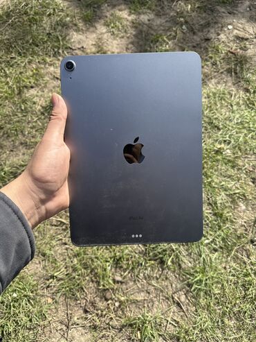 мадем вайфай: Планшет, Apple, память 64 ГБ, 11" - 12", Wi-Fi, Б/у, цвет - Серый