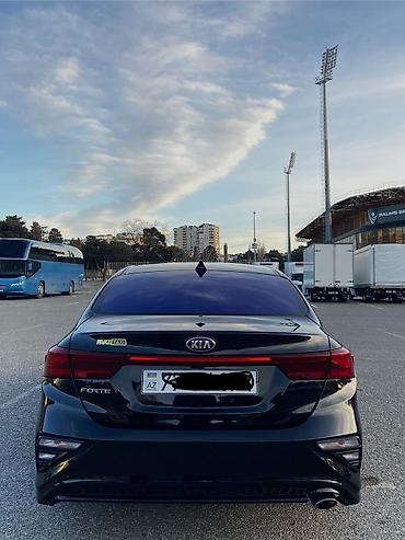 luaz satilir: Kia Forte: 2 l | 2020 il Sedan — 3
