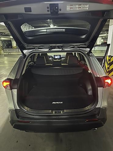 sequoia 2010: Toyota RAV4: 2022 г., 2.5 л, Автомат, Гибрид, Кроссовер — 8