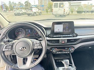 bmw m5 g90: Kia K3: 2021 г., 1.6 л, Вариатор, Бензин, Седан — 10
