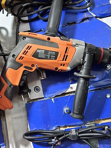 станок дрель: Перфоратор DECO DCE-900. Сетевой электроинструмент для сверления и — 1
