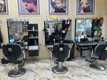 qadin salonu ucun mebel: Kisi berber bərbər salon kreslolari ve guzguleri. 5 destdir, hamsı