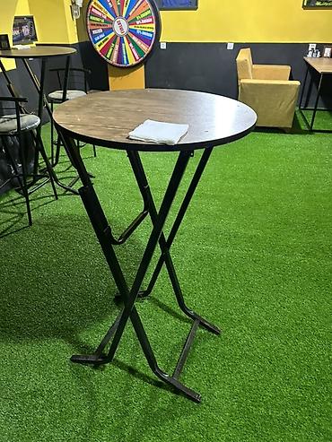 Yığma bar masası - Forma: dairəvi üst - Üst materialı: taxta lalafo.az -da Yığma bar masası - Forma: dairəvi üst - Üst materialı: taxta