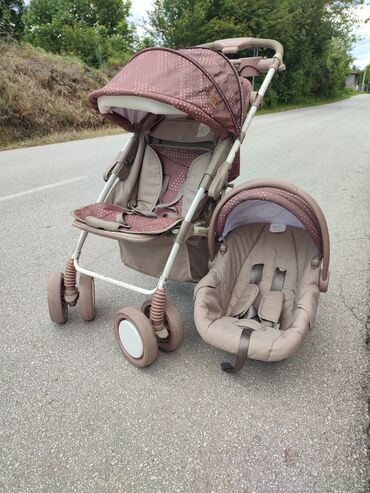 uggsice za devojčice: Na prodaju kolica sa auto sedištem u kompletu. Poznata marka